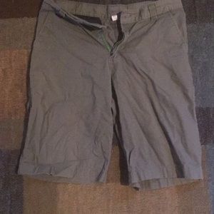 GREEN CALVIN KLEIN SHORTS